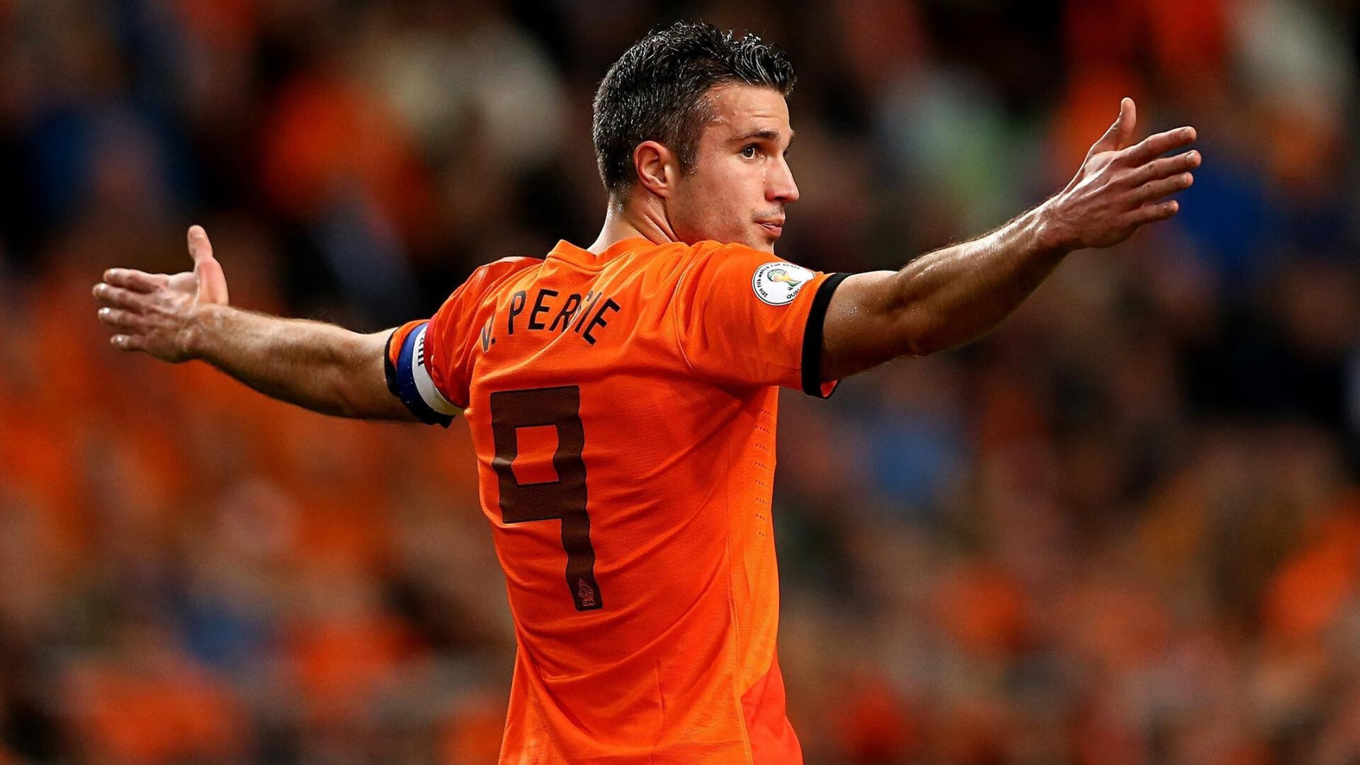 爱游戏综合娱乐-“2025世界运动会：武术赛场上，选手的气势与精湛的技艺相辅相成